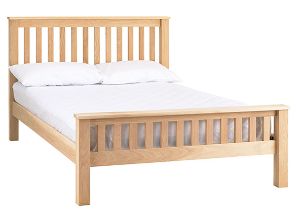 Corndell Nimbus Oak Strata Bed