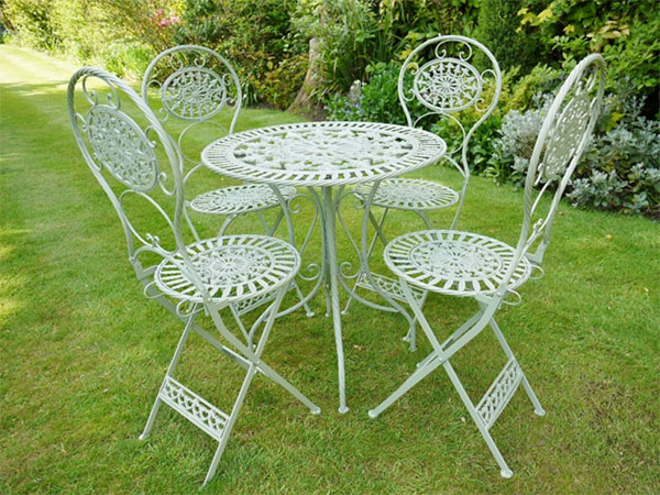 Pistacchio Green Metal Round Garden Table & 4 Chairs Set
