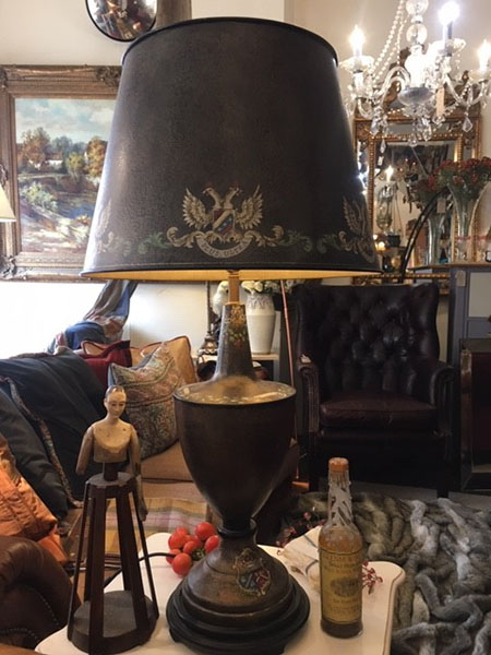 Edison Vintage Lighting Classic Black Empire Table Lamp with Shade