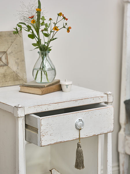 Willis & Gambier Atelier 1 Drawer Bedside Chest - Close up image with the drawer partially open